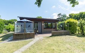 Cozy Bungalow With Garden