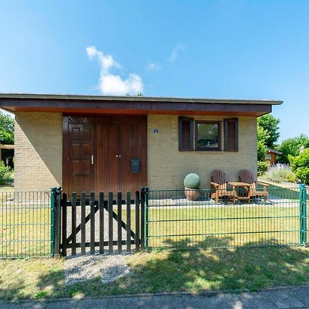Cozy Bungalow With Garden Callantsoog Exterior foto
